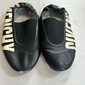 Givenchy Leather Logo Flat Shoes